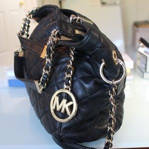 Michael KORS Black Quilted Lambskin Savannah